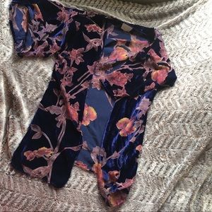 Hinge burnout floral kimono